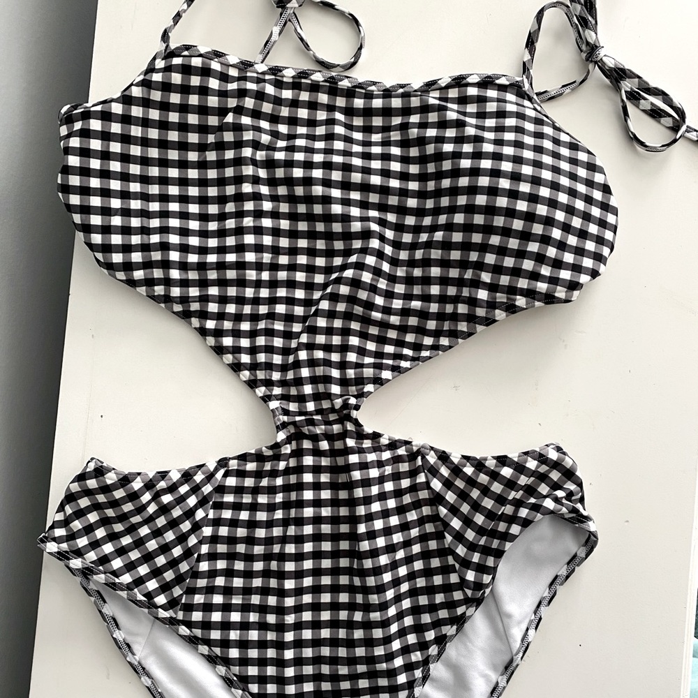 Abercrombie cut out one piece